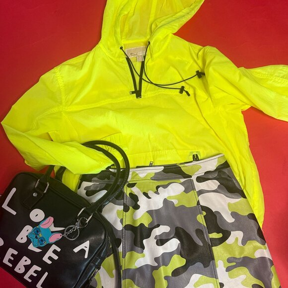 3-Piece Teen Street Style Outfit Bundle – Upcycled Jacket, Skirt, and Bag - Picture 8 of 10